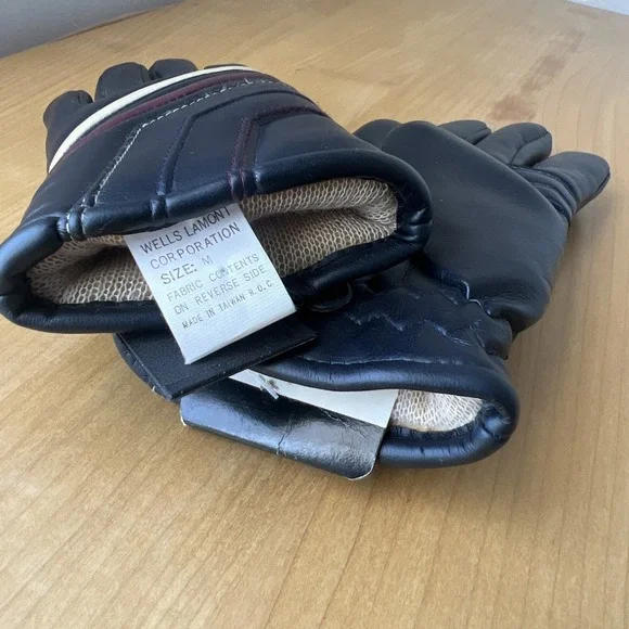 Vintage Wells Lamont Ski Styling Gloves L12TAA Teens Medium Black w stripes - Picture 2 of 6